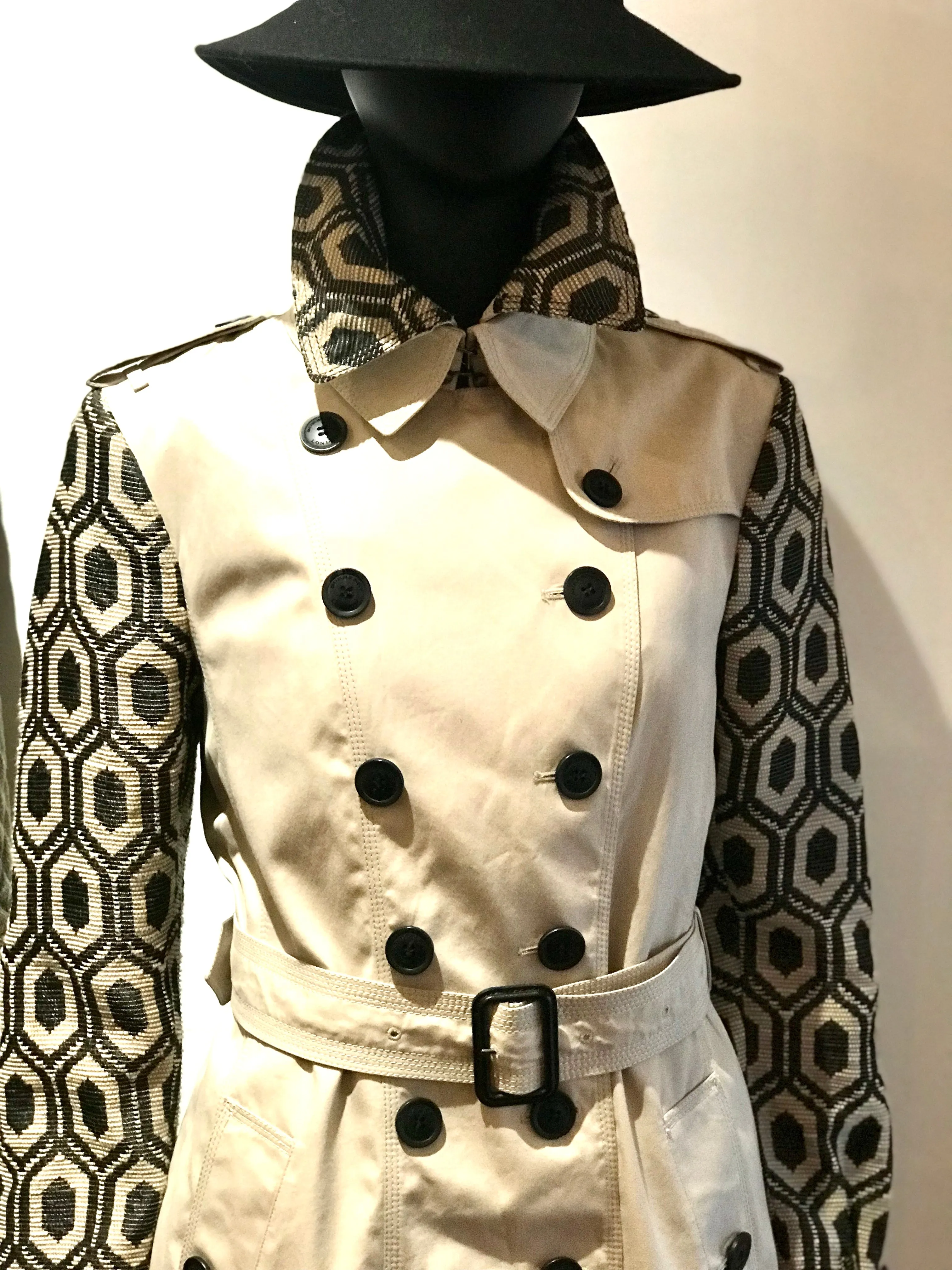 Burberry Coat Jacquard Sleeves