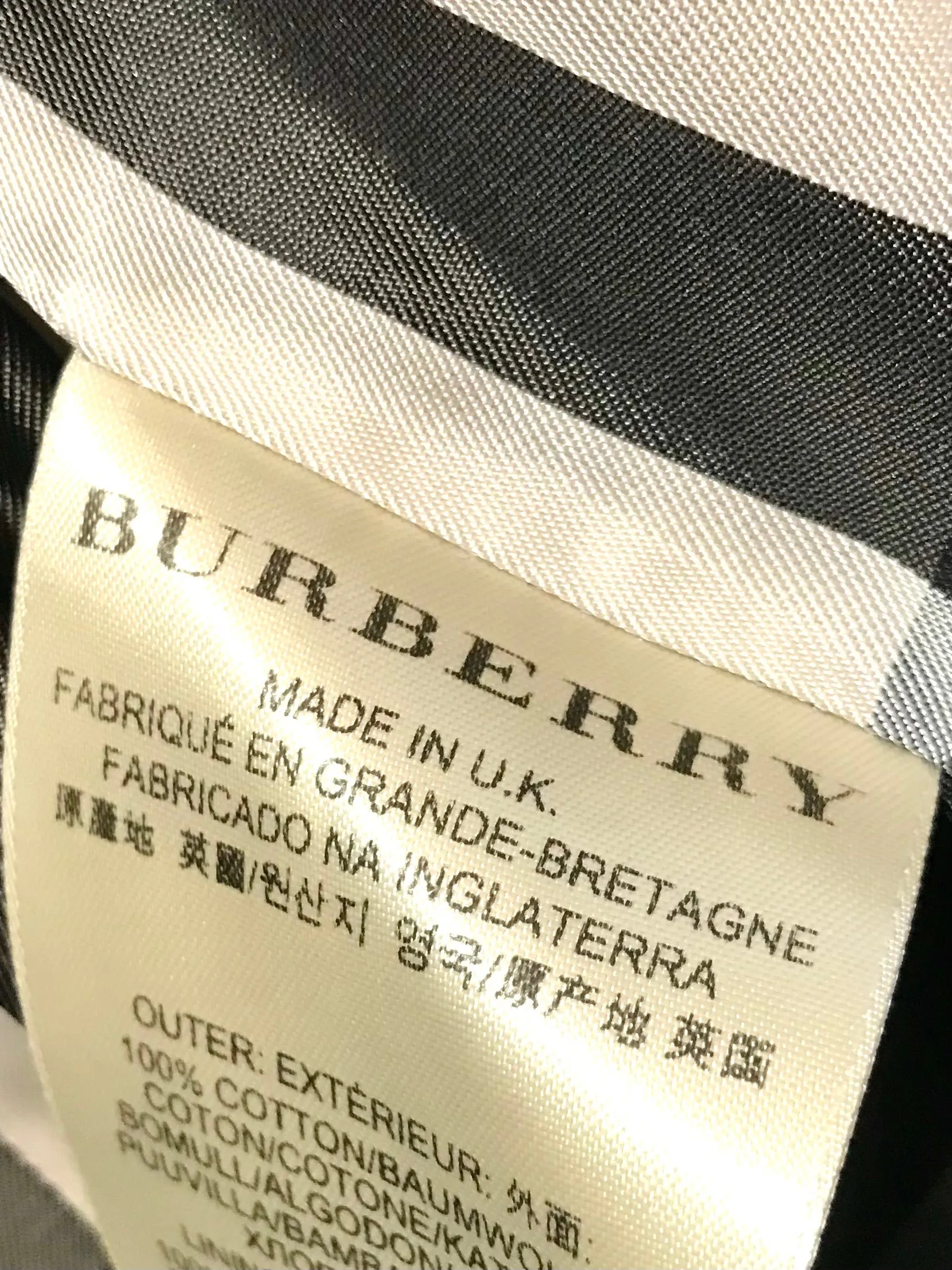 Burberry Coat Jacquard Sleeves