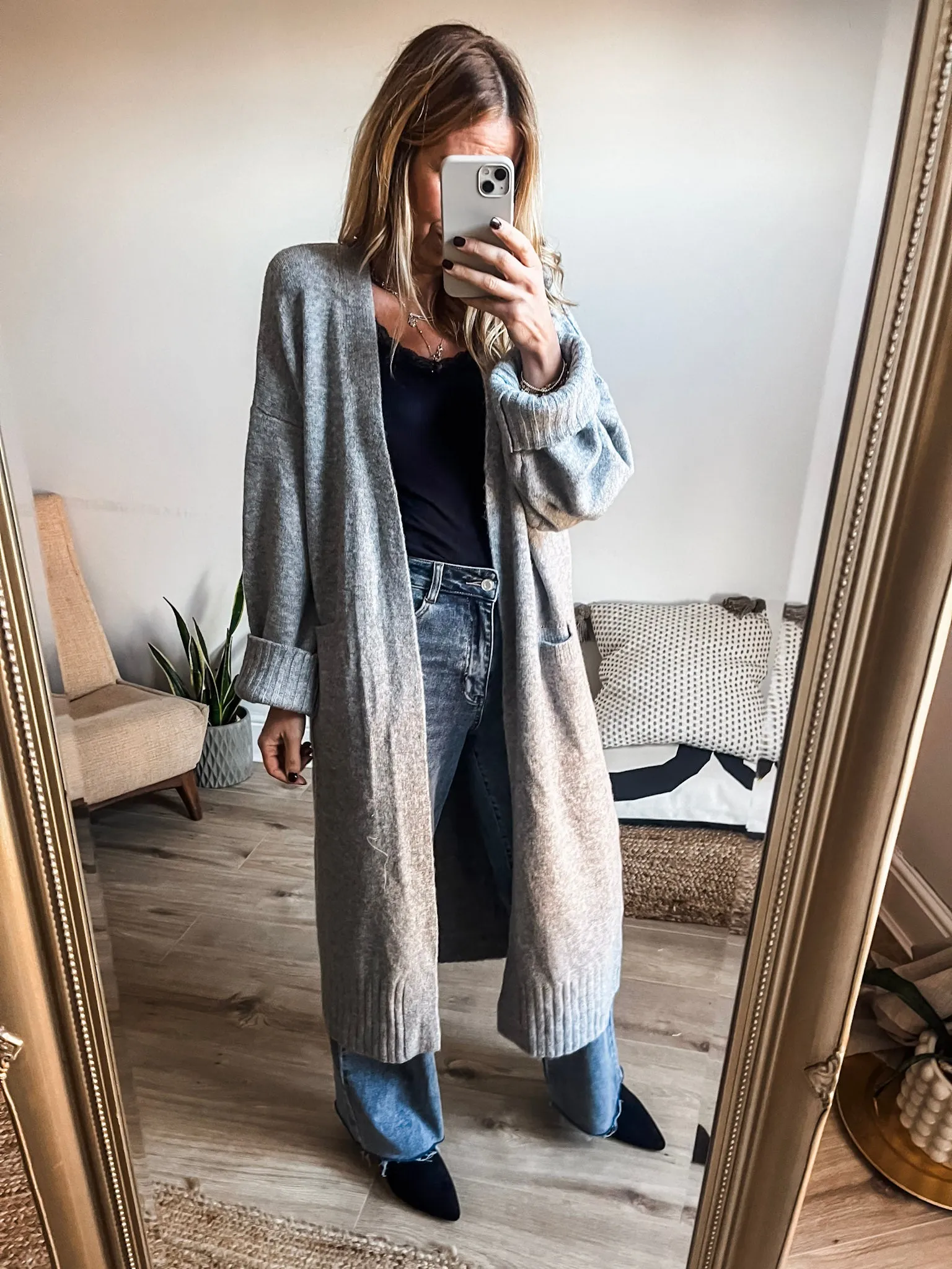 Long Pocket Front Knit Cardigan