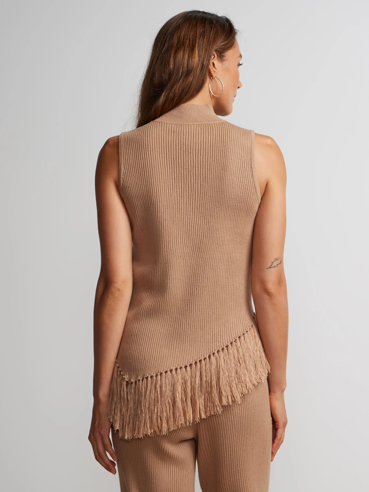 Sleeveless Asymmetric Fringe Hem Sweater