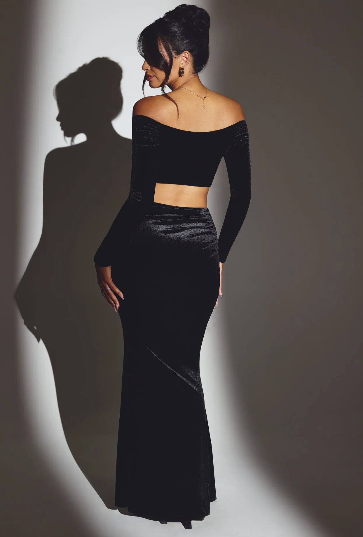 Velvet Mid-Rise Maxi Skirt in Jet Black